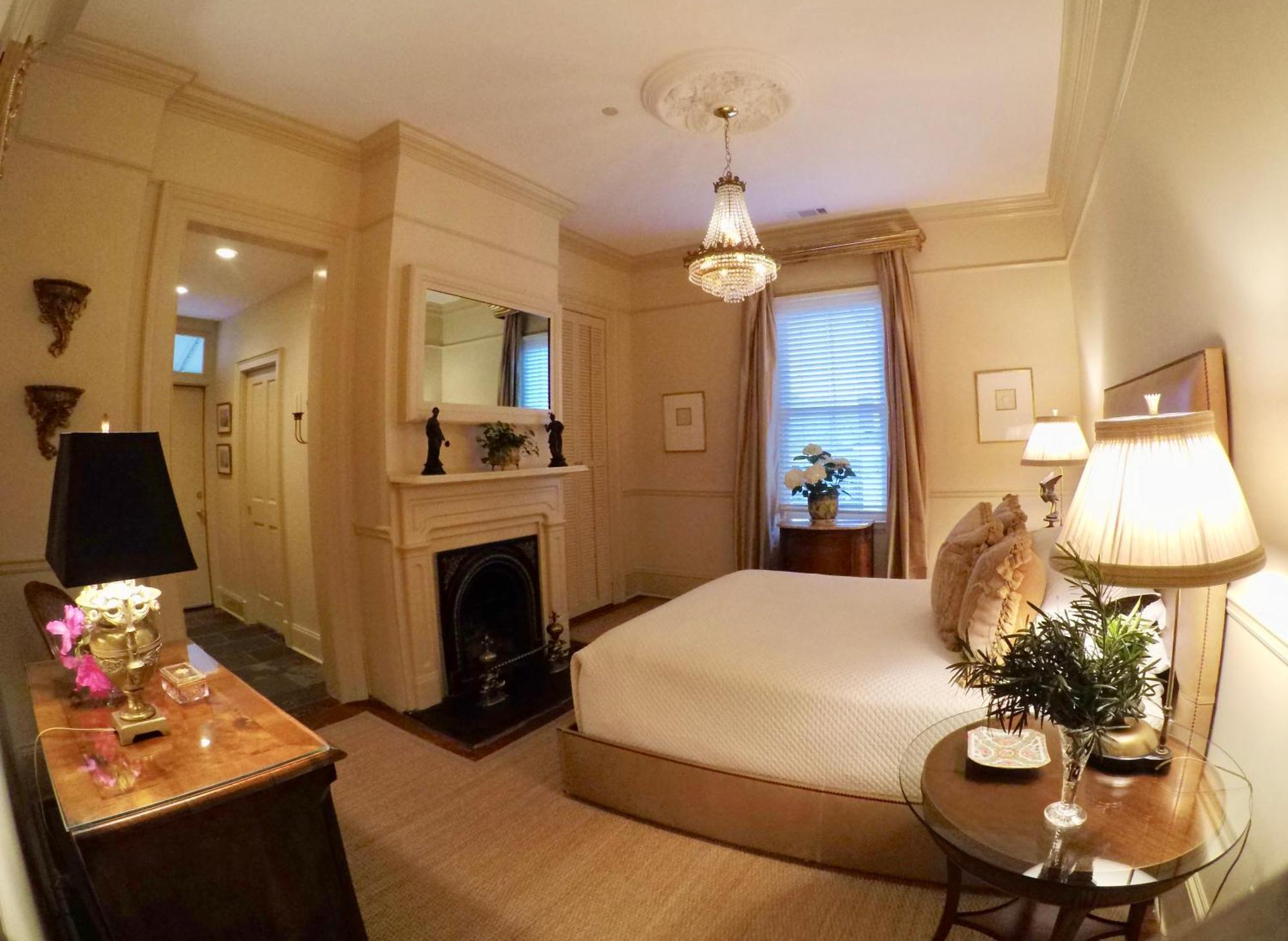 Catherine Ward House 3*